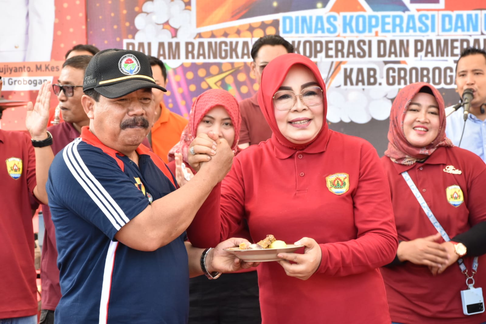 Bupati Grobogan Membuka Expo UMKM dan Koperasi Dalam Peringatan Hari Koperasi Ke-77