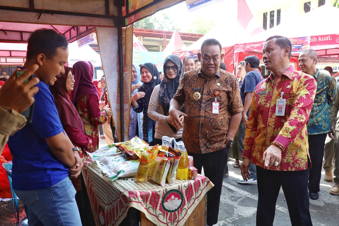 Pemkab Grobogan Gelar Pasar Murah di 9 Kecamatan, Wujudkan Komitmen "Nyawiji Mbangun Desa Nata Kutha"