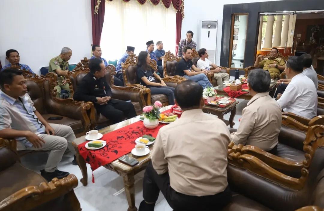 Bupati Grobogan Terima Audiensi Tim 'Run for Rivers', Bahas Kolaborasi Pelestarian Ekosistem Sungai