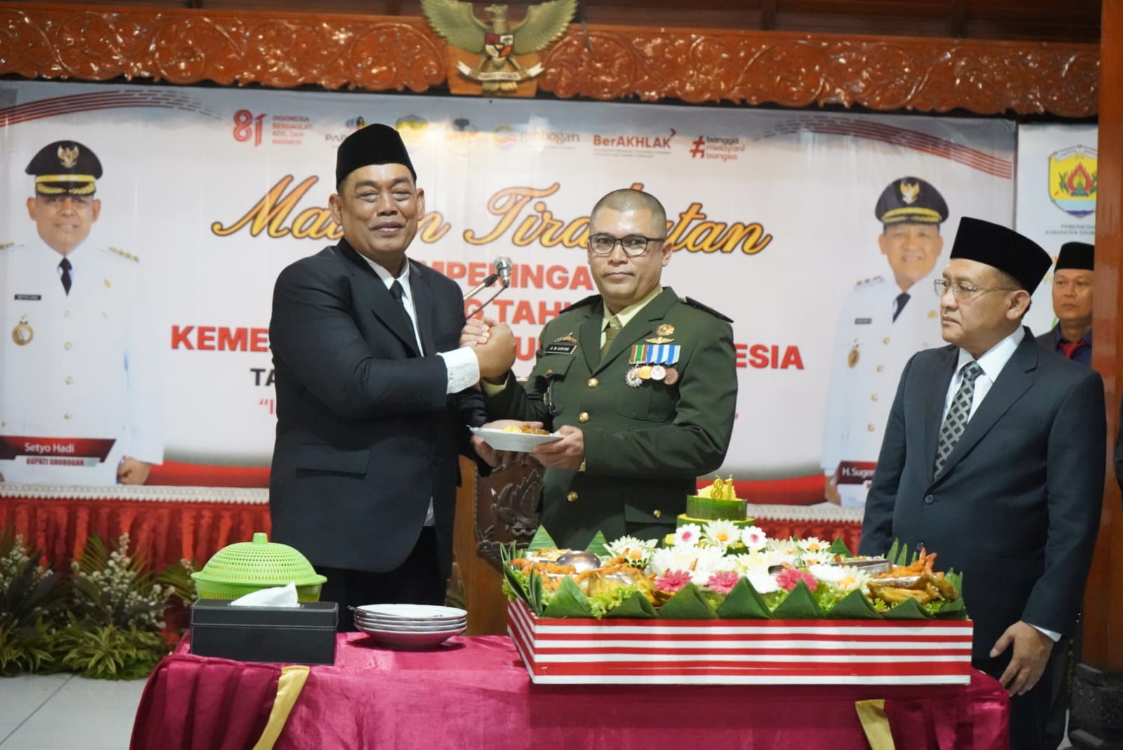Merajut Doa dan Harapan: Bupati dan Forkopimda Grobogan Khidmat Ikuti Malam Tirakatan HUT RI ke-81