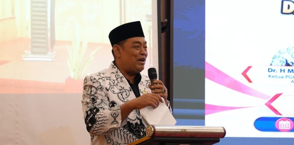 Soroti Hasil TKA Siswa Grobogan, Bupati Setyo Hadi Ajak Tenaga Pendidik Evaluasi dan Berbenah