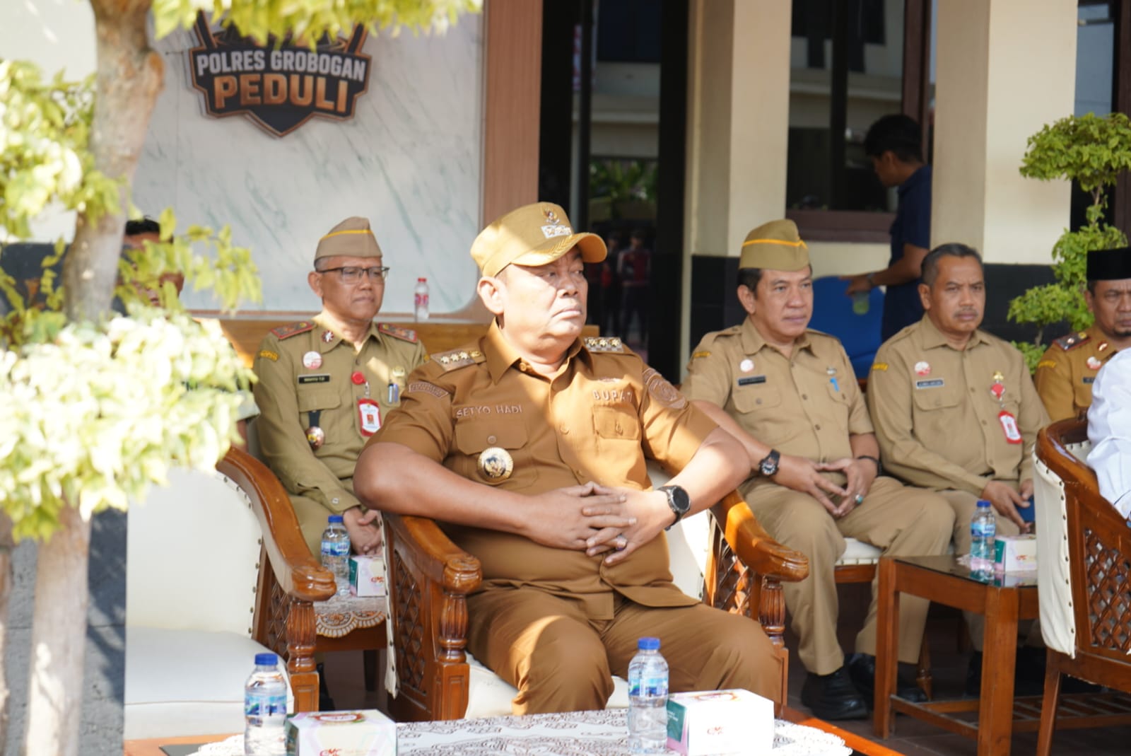 Sinergi TNI-Polri dan Pemkab: Bupati Setyo Hadi Hadiri Apel Operasi Aman Desa 2026